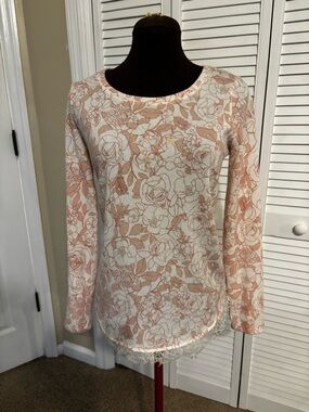LC Lauren Conrad Pink Floral Lace-Hem Long Sleeve Top